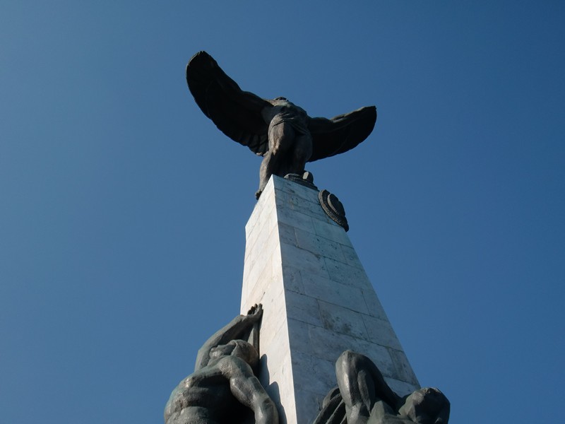 CIMG0981 Bucharest monument